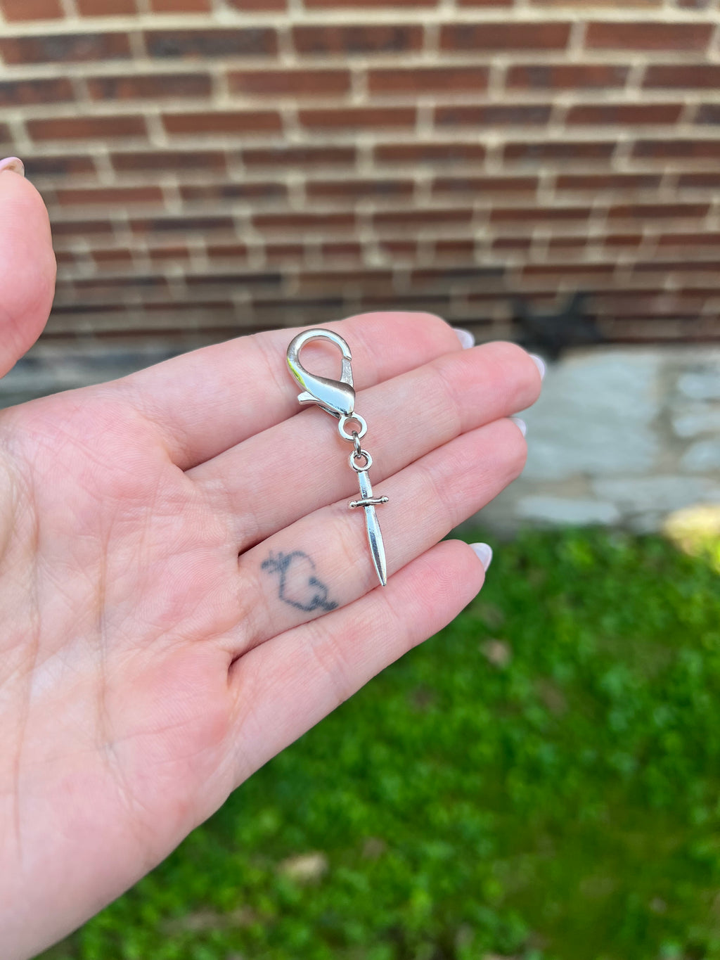 Dagger Stitch Markers