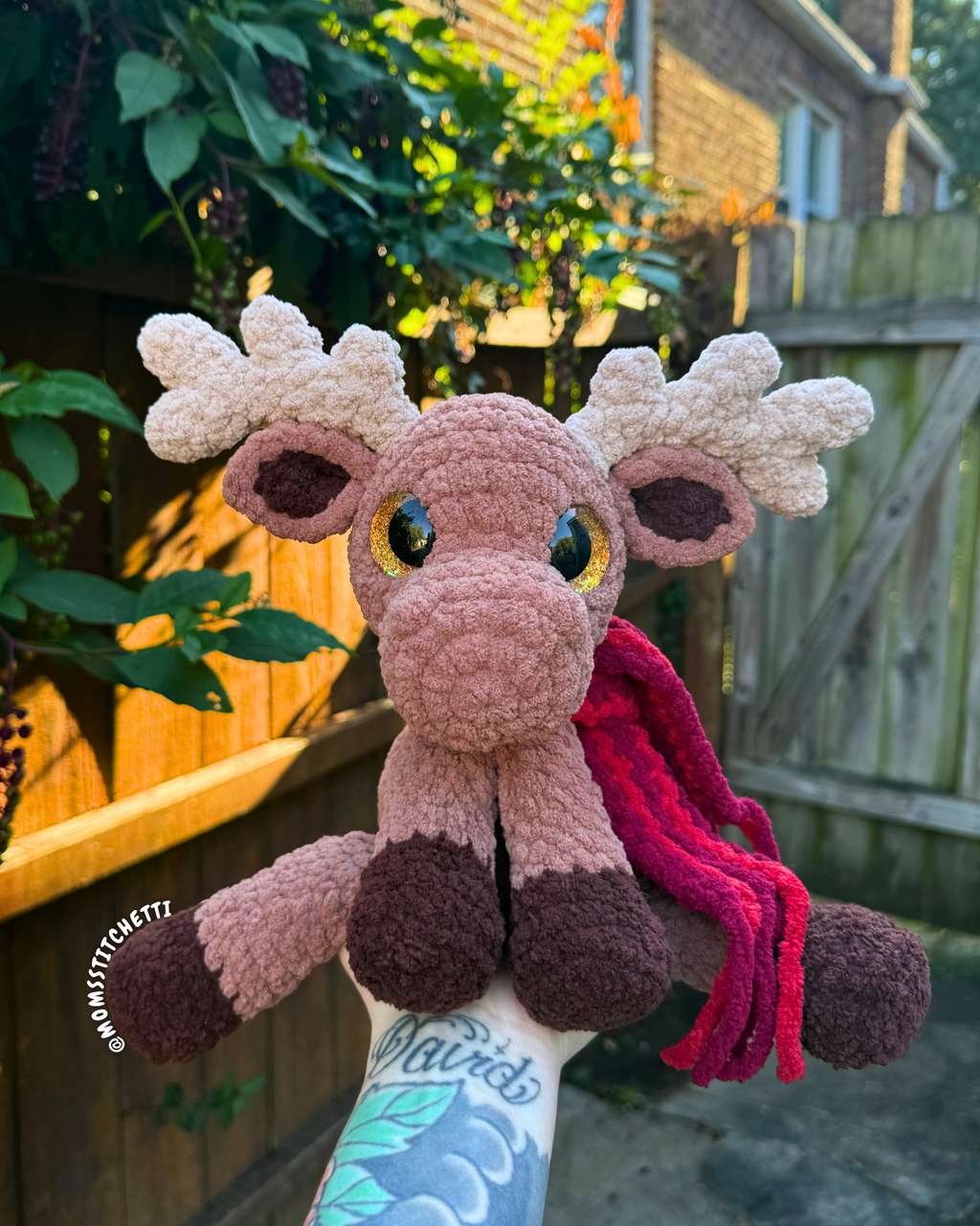 Cuddly Moose Crochet Pattern (Low Sew)