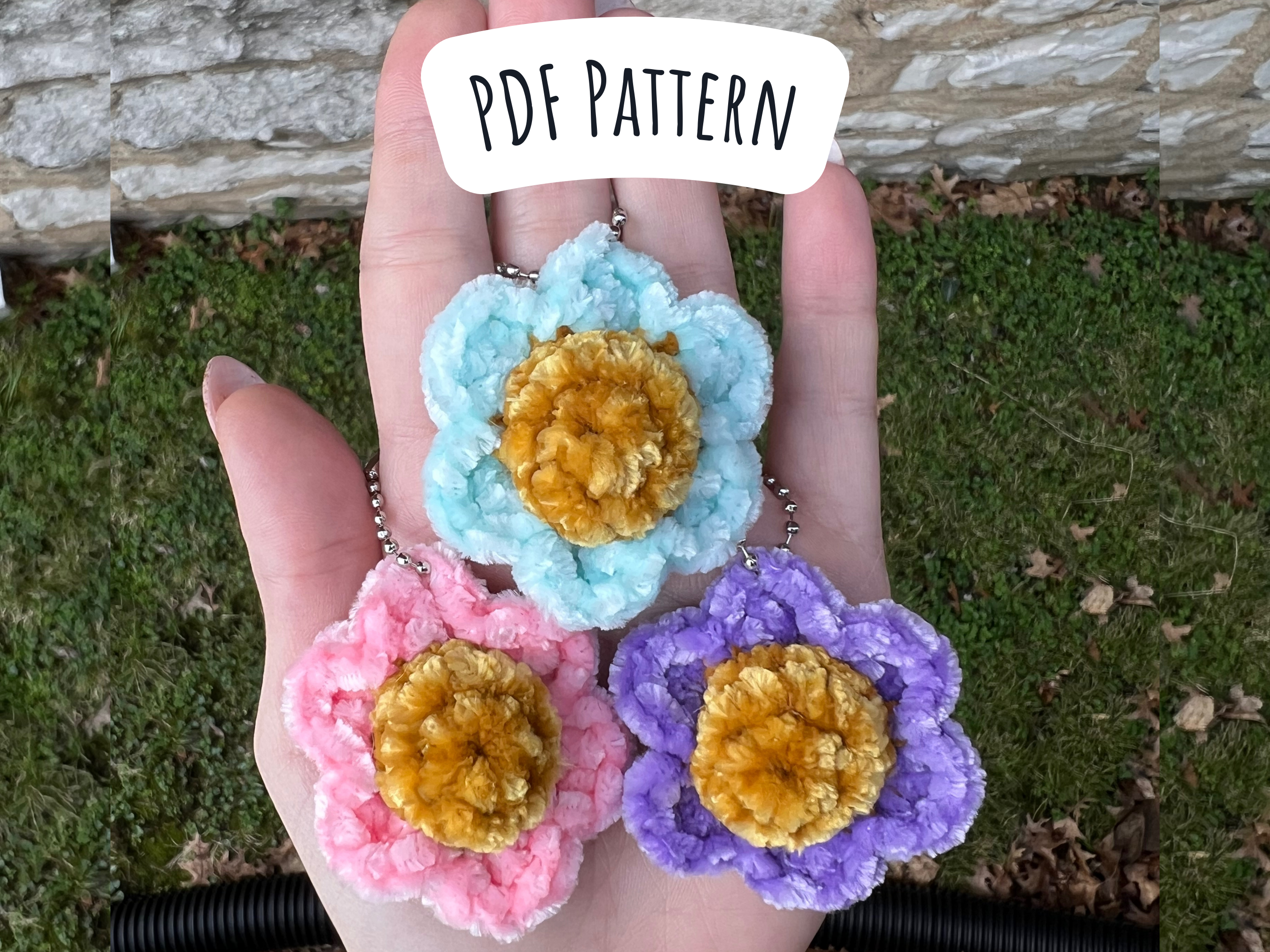 Flower Keychain Crochet Pattern (No Sew)