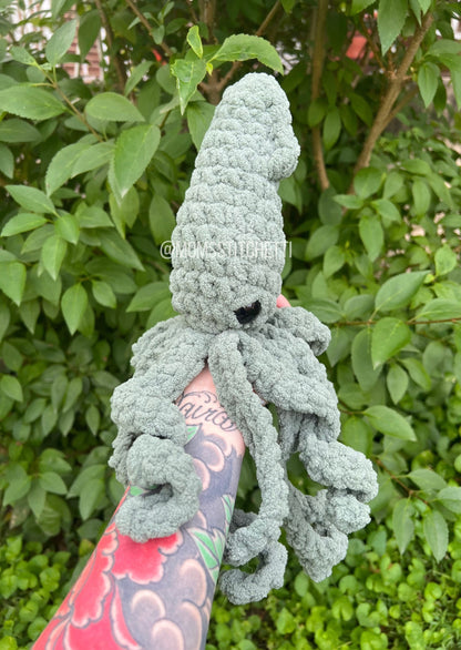 Stanley the Squid Crochet Pattern